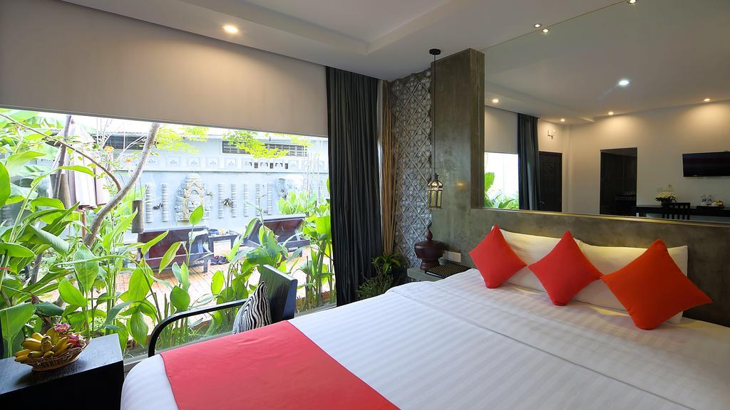 Fancy Boutique Villa Hotel Siem Reap Exterior photo