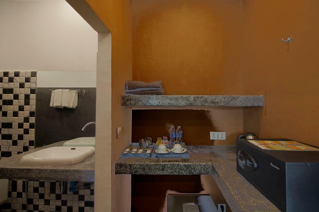 Fancy Boutique Villa Hotel Siem Reap Exterior photo